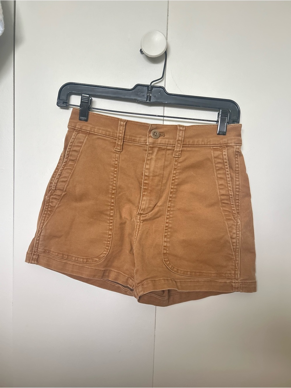 Madewell High-Waist Utility Shorts in Caramel